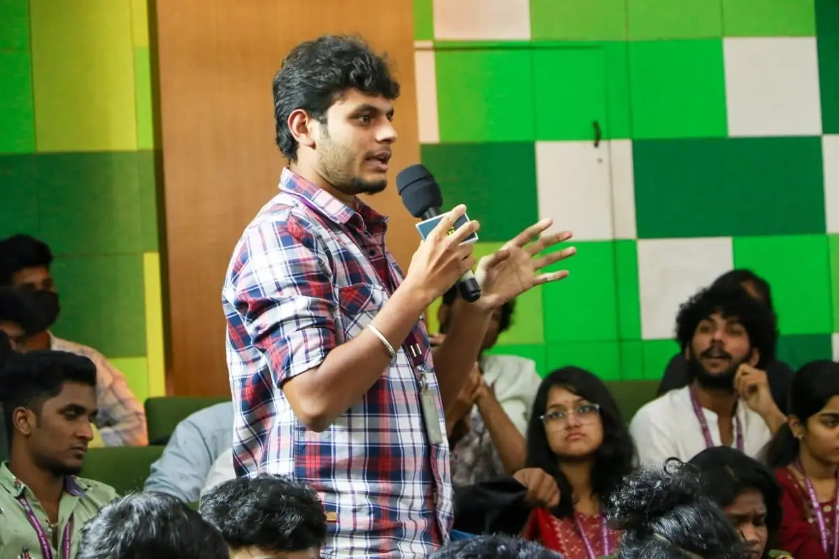 Impactful Directors of 2023: Round Table Conference and Student Interaction Report - photo 1