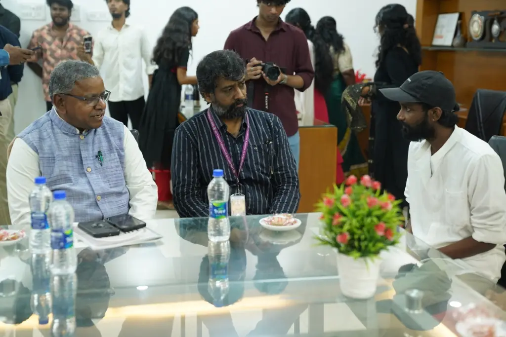 Interactive Session with the House Mates Film Team - photo 1