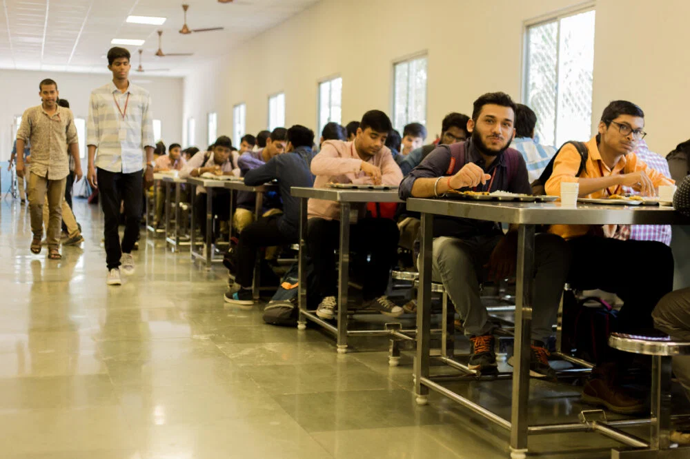 Students dining in the hostel mess